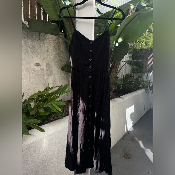 Black button through midi dress - Picture 9 of 14